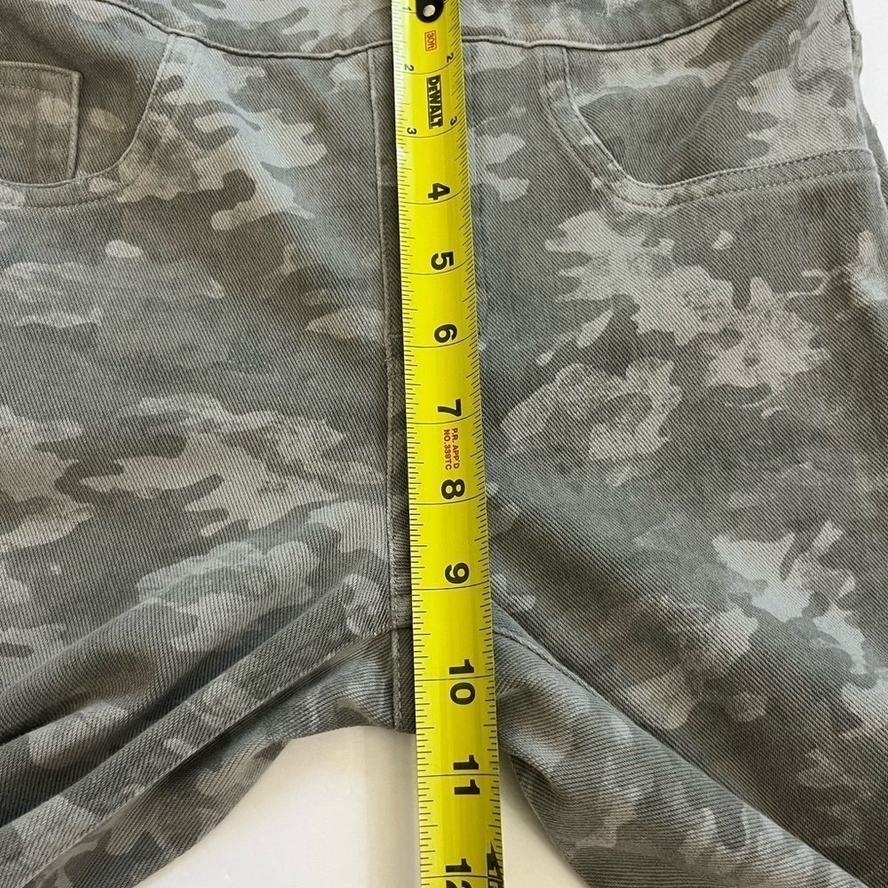 Spanx Jean-ish Leggings Size Small Gray Camo - Picture 9 of 10